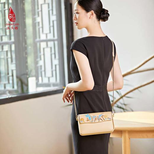 SAINTJOY/上久楷 宋锦斜背包  锦织玉叶 杏色 BWS23B2102 商品图1