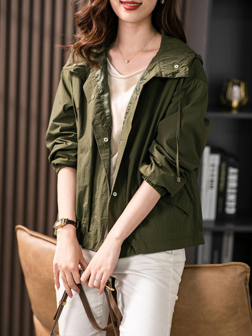 【现货7天】设计感连帽短外套女2023秋季新款韩版宽松休闲夹克防晒衣 商品图1