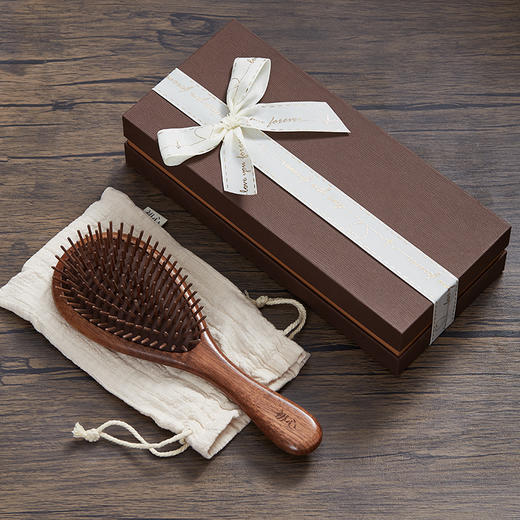 初心| 实木气囊水滴型按摩梳梳子送礼礼盒装 商品图5