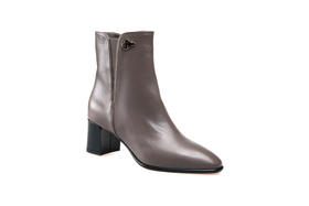 豪麟名鞋奥莱进口迪嘉女鞋短靴牛皮革FW23384N灰色  原价4960元