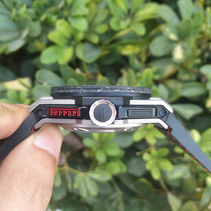 V6厂宇舶恒宝大爆炸法拉利F4系列钛金碳纤维时计腕表-王者之冠首发