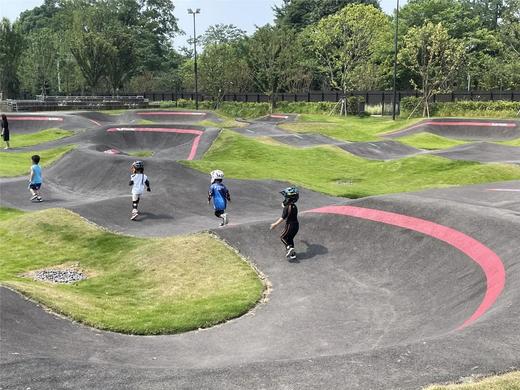 【悦榕集团旗下品牌·成都温江悦椿酒店】499元起享住庭院家庭房，自助早餐+绿道骑行&泵道体验+萌宠互动+健身房、游泳池免费使用，有效期至2025.2.28 商品图5