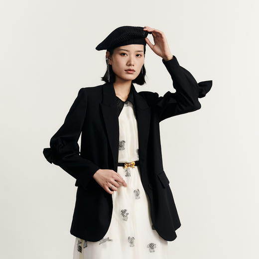 谜底特色西装外套女2023秋新款通勤纯色西服立体蝴蝶结233MW1136 商品图1