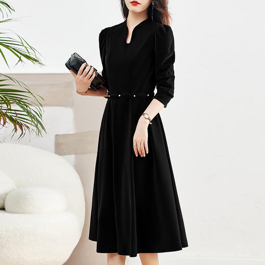 优雅修身，纯色收腰柔绒连衣裙HR-MLJL8202 商品图7