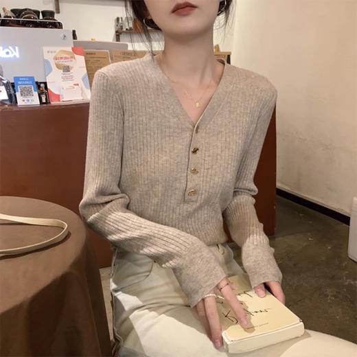 【初秋上新，V领针织衫】混纺初秋新款女士V领套头针织衫 百搭长袖气质显瘦  商品图1