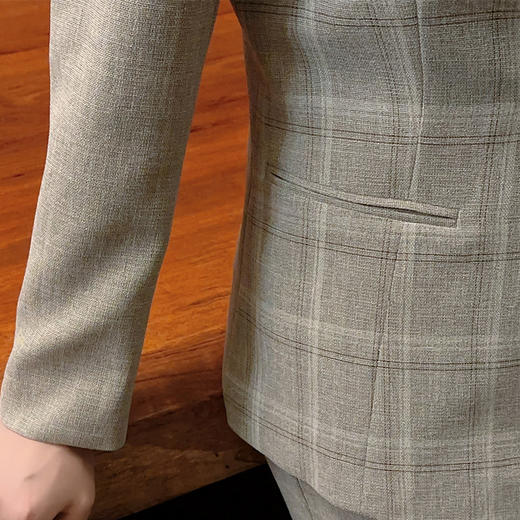 圣三利女装  时尚商务格纹拼接系带西装外套SL2032108 商品图4