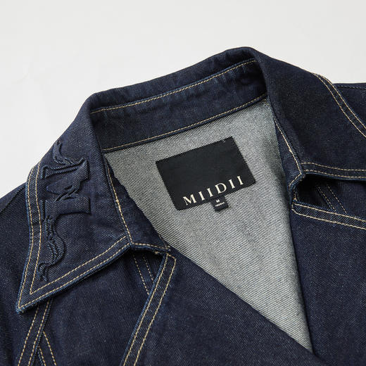 谜底丹宁风牛仔风衣女2023秋季新款翻驳领双排扣长外套233ME1074 商品图3