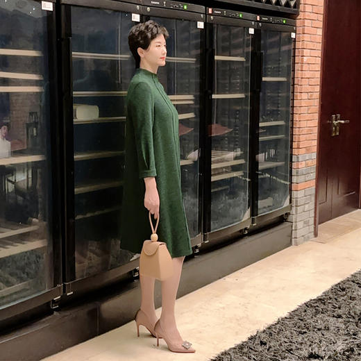 圣三利女装 轻松休闲双色针织连衣裙SL1937101 商品图1