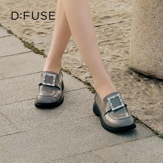 D:FUSE迪芙斯秋季新款单鞋女乐福鞋牛皮圆头钻扣经典深口女鞋DF33112016 商品图1