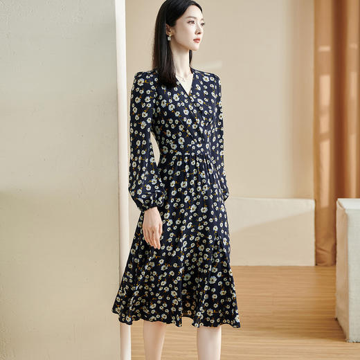 剩S/M 米思阳2026春季新款优雅气质碎花连衣裙v领褶皱长袖收腰裙子2749 商品图0