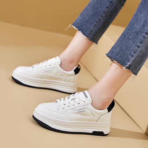 厚底时尚增高，拼色秀气休闲板鞋YQ-2260 商品图1