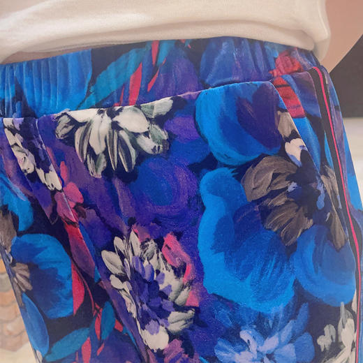 圣三利女装 新款时尚运动丝绒面花色裤子SL1916103 商品图2