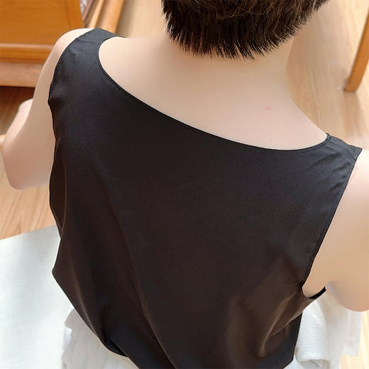 圣三女装  百搭纯色圆领吊带背心上衣SL1923101 商品图1