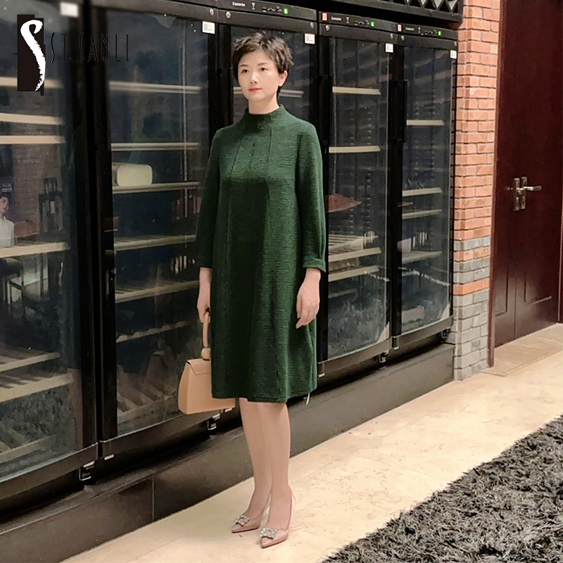 圣三利女装 轻松休闲双色针织连衣裙SL1937101