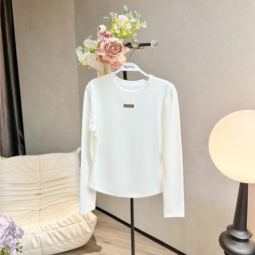 BeQueenStory【City Walk】穿出松弛感早秋时髦弹力休闲显瘦T恤上衣 商品图3