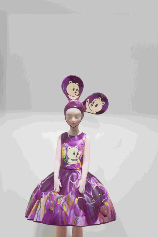 黄震《Siona》然女孩 商品图3