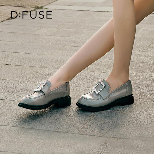D:FUSE迪芙斯秋季新款单鞋女乐福鞋牛皮圆头钻扣经典深口女鞋DF33112016 商品图3