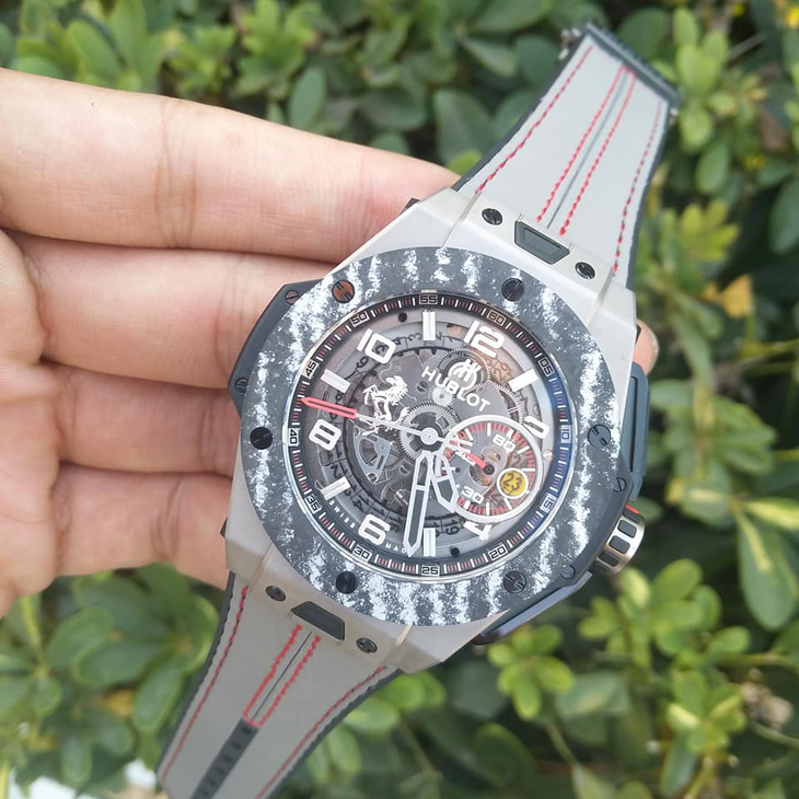 V6厂宇舶恒宝大爆炸法拉利F4系列钛金碳纤维时计腕表-王者之冠首发