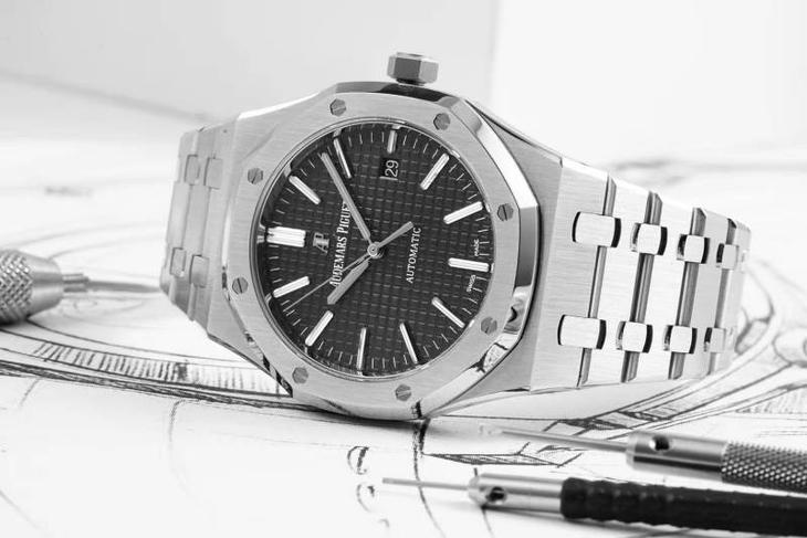 Z+F厂爱彼15400复刻表评测,重新定义爱彼AP15400腕表