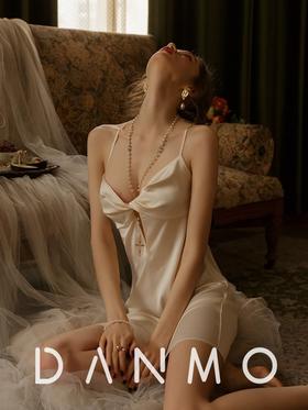 『又纯又欲 』DANMO旦茉纯欲睡裙 法式纽结 缎感丝滑亲肤