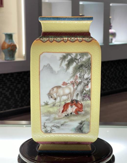 黄底扒花动物镶器 商品图0