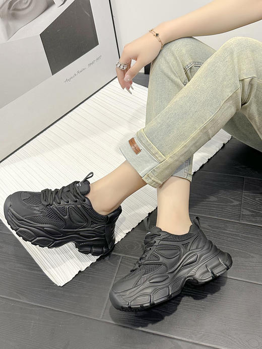 轻便透气运动休闲鞋，百搭厚底内增高女鞋YBJ-FM-95055 商品图7