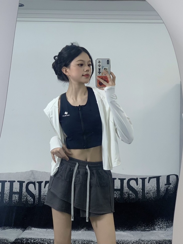 hotsuit后秀官方旗舰店
