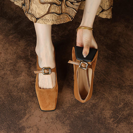 复古方头皮带扣，中跟粗跟小皮鞋时装鞋LCC-C9282 商品图2