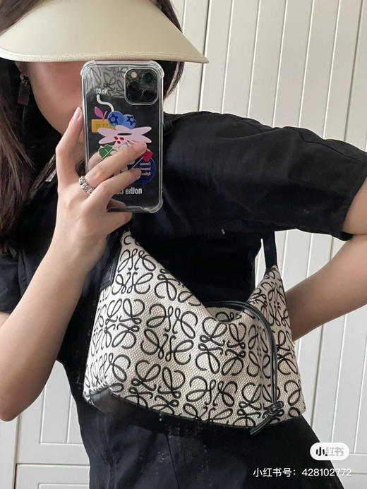 最新款LOEWE Cubi 商品图1