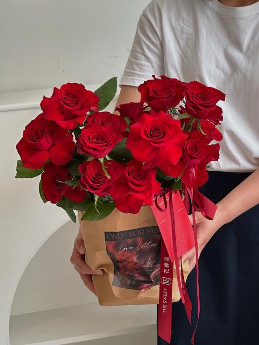 简单爱 浓郁红 · 花袋 商品图0