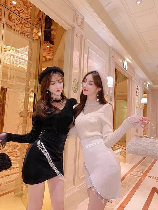 张心子短裙秋装2023款气质名媛不规则光泽感高腰半身裙皮裙女 191258 商品图1