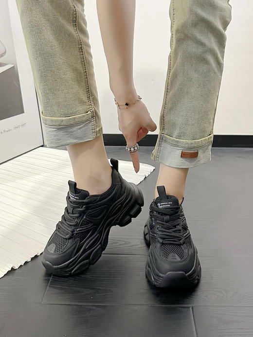 轻便透气运动休闲鞋，百搭厚底内增高女鞋YBJ-FM-95055 商品图6