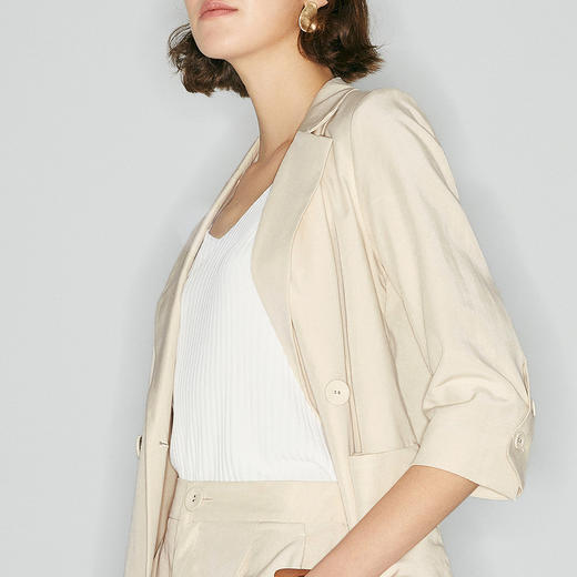【经典款】【商场同款】麦檬夏轻薄透视天丝麻舒适七分袖西装5994210901 商品图3