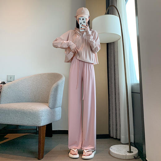 新品【冰丝阔腿裤女 夏季防蚊防晒裤】冰丝阔腿裤女，夏季薄款，高腰显瘦，百搭休闲拖地裤。小个子防蚊防晒裤子，舒适透气，轻盈不紧绷。 商品图2