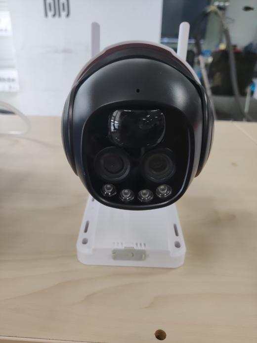 鱼大大太阳能智能变焦监控摄像头 商品图0