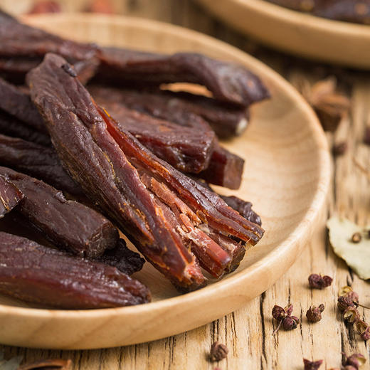 一米市集严选 西乌旗风干牛肉200g/袋 香辣/原味 货真价实 有嚼劲 商品图2