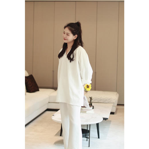 【线上专属】V领套头衫（23708328-山矾A5） 商品图2