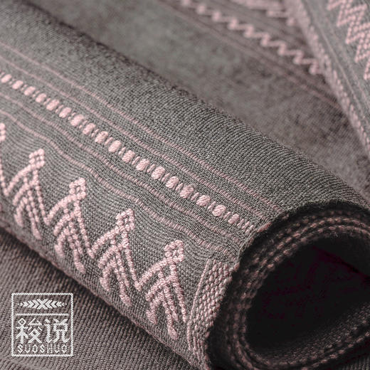 上新【梭说】初时宜纯手工限量设计围巾披肩侗族传统织锦工艺 商品图4