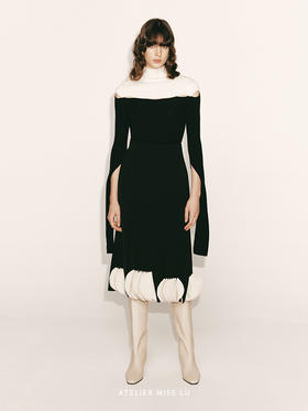 【小步舞曲】下摆毛边圆片拼接多开衩半裙2300036