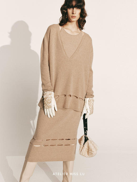 【午后奶茶】下摆镂空设计羊绒吊带连衣裙230000025C 商品图2