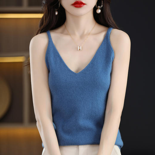 【柔软羊毛吊带背心】西装秋冬内搭 白色针织性感v领 短款打底衫 商品图2