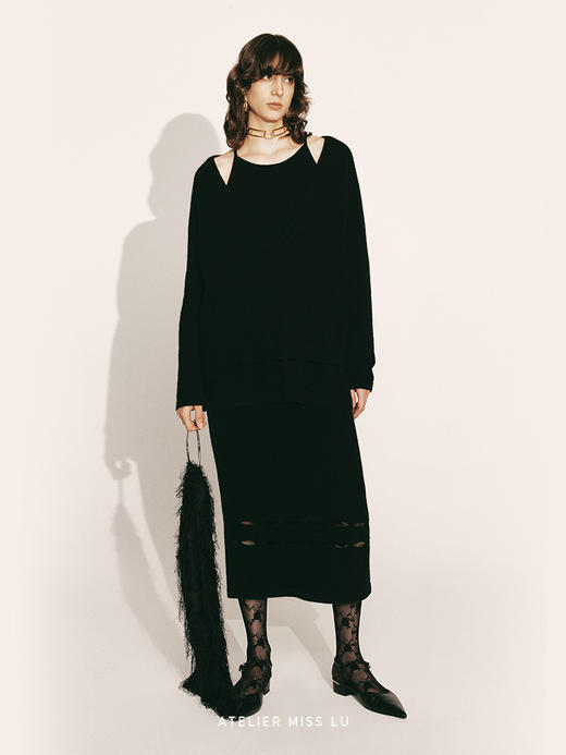 【夜下捕梦】下摆镂空设计羊绒吊带连衣裙230000025A 商品图1