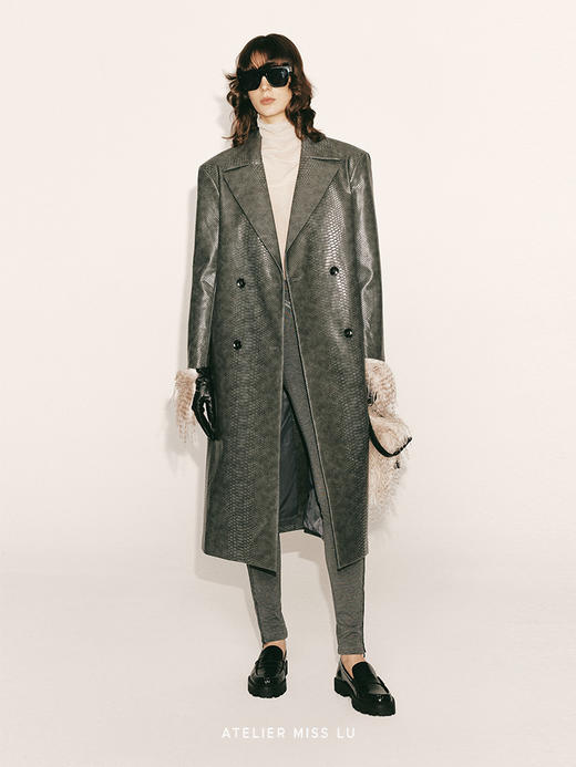 【银河律动】鳄鱼压纹环保皮质宽肩廓形长款外套230000029C 商品图0