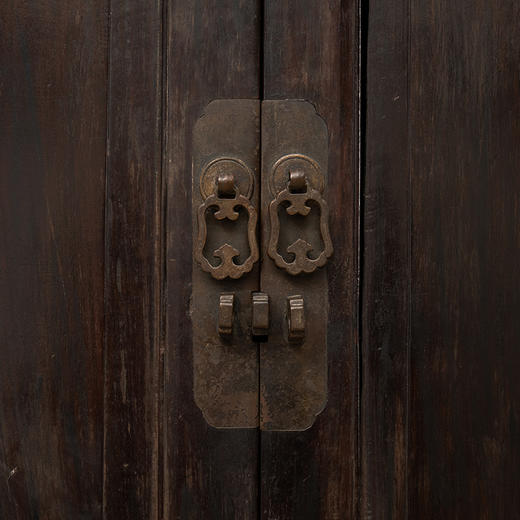 清中期 红木一封书式方角柜（一对） 商品图1