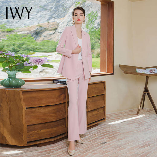 IWY/粉色设计感收腰显瘦系带长袖西装喇叭裤时尚套装女秋季新款CP1841 商品图3