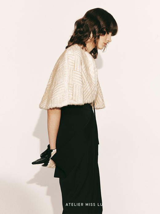 【雪地精灵】短绒压纹环保皮草系带斗篷披肩230062A 商品图3