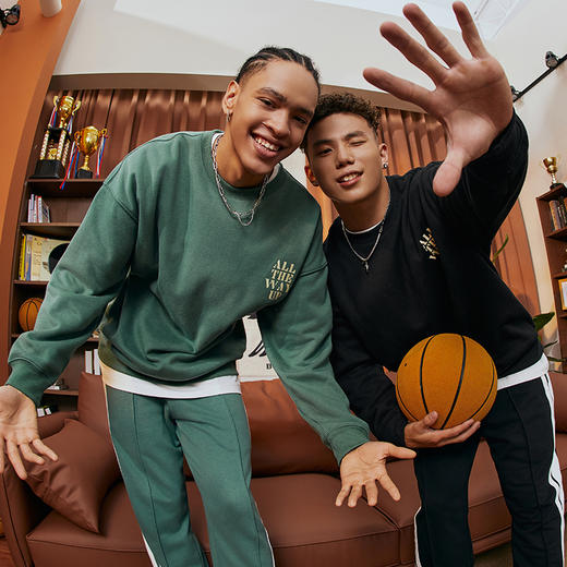 有志者UZIS美式篮球运动卫衣男休闲宽松秋冬保暖圆领套头上衣迷影 商品图3