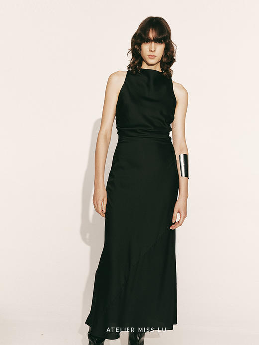 【月下信使】交叉露背褶皱设计收腰长裙230000017A 商品图1