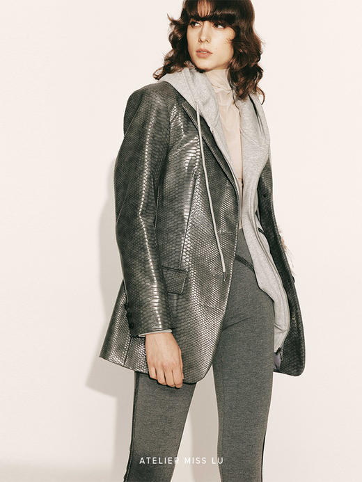 【逃离银河】鳄鱼压纹环保皮质拼接弹力紧身裤2300045B 商品图1