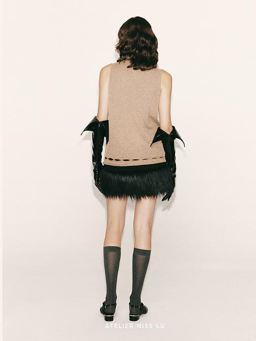 【日照金山】镂空设计无袖高领羊绒上衣230043C 商品图3